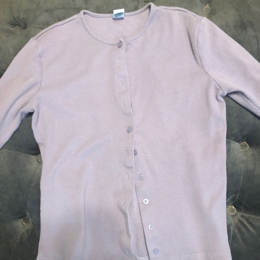Lightweight sweater